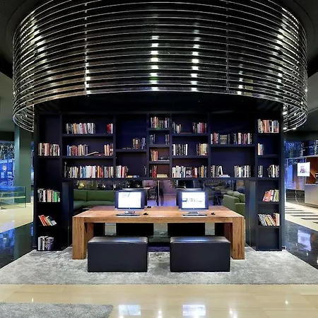 Sb Icaria 4* Barcellona