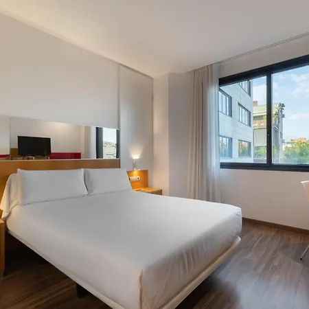 Sb Icaria 4*