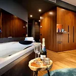 Sb Icaria 4*